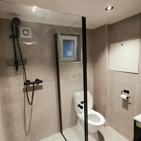 3 Bedrooms Lejlighed *